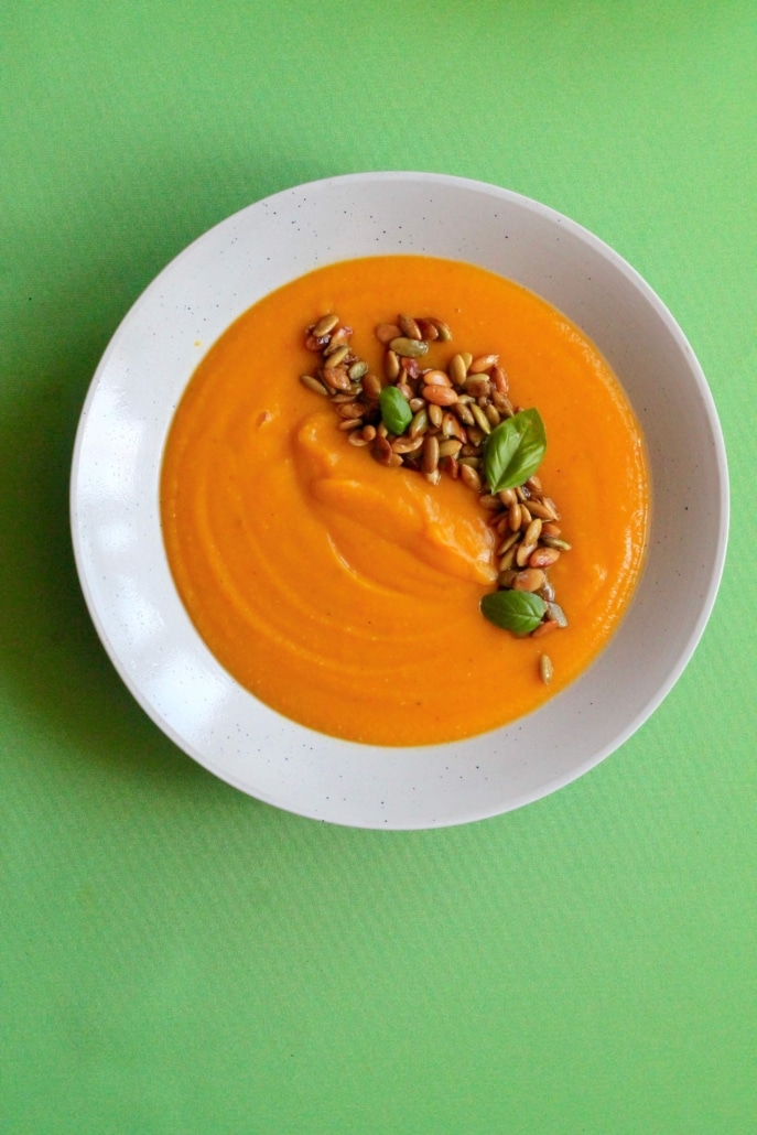 græskarsuppe med røde linser vegansk